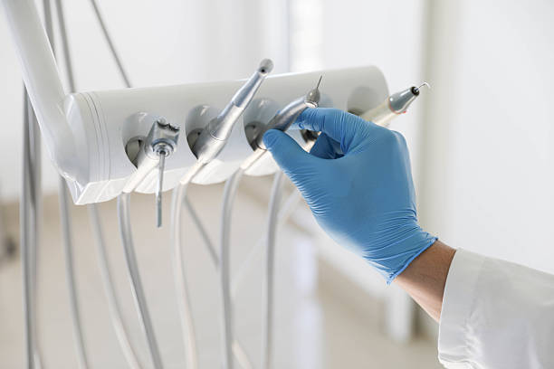 Professional Emergency Dentist technician working in Kouts, IN